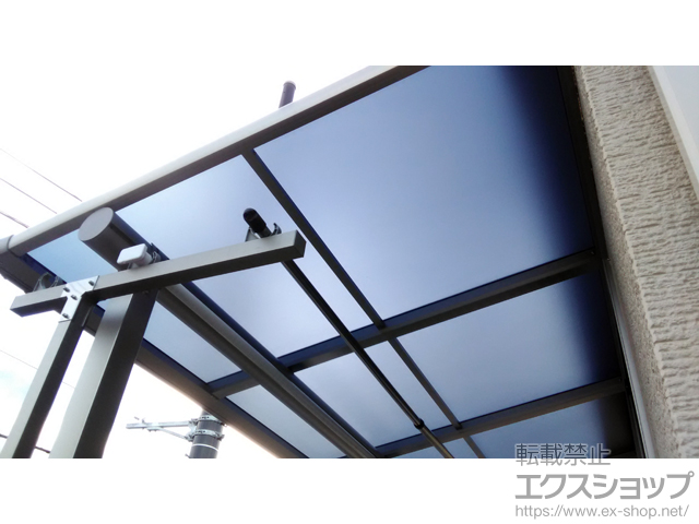 埼玉県さいたま市ののバルコニー・ベランダ屋根 ヴェクターテラス F型 屋根タイプ 単体 積雪〜20cm対応 施工例