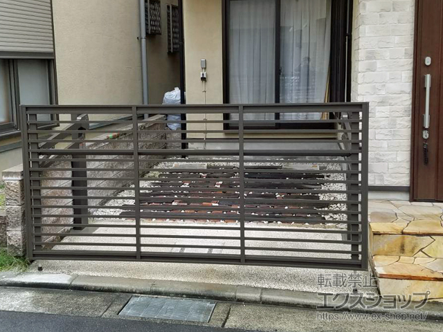 大阪府茨木市ののカーゲート 【特注】オーバードアS1型 手動式 施工例