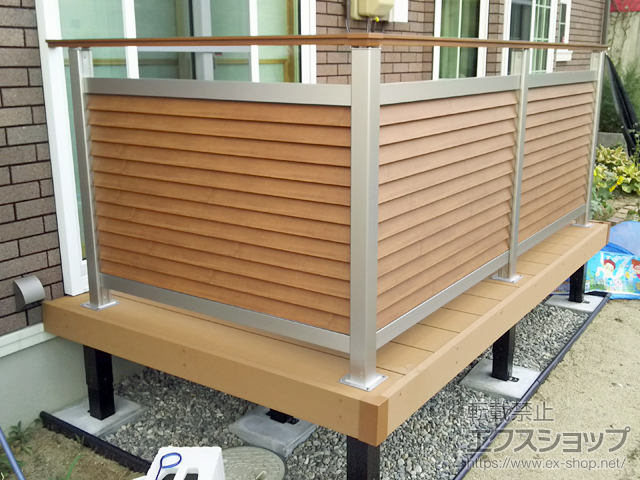 新潟県胎内市ののウッドデッキ リウッドデッキ 200 施工例