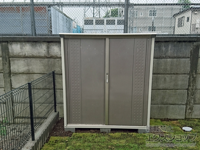 東京都国立市のの物置・屋外倉庫 グランプレステージジャンプ 1488×530×1600 GP-155B-T-CB 施工例