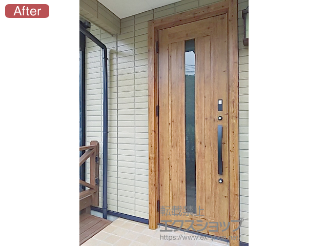 茨城県日立市のLIXIL リクシル（トステム）の玄関ドア リシェント玄関ドア3 アルミ仕様 片開き仕様(ランマ無)L C12N型 ※タッチキー(キー付リモコン)仕様 施工例