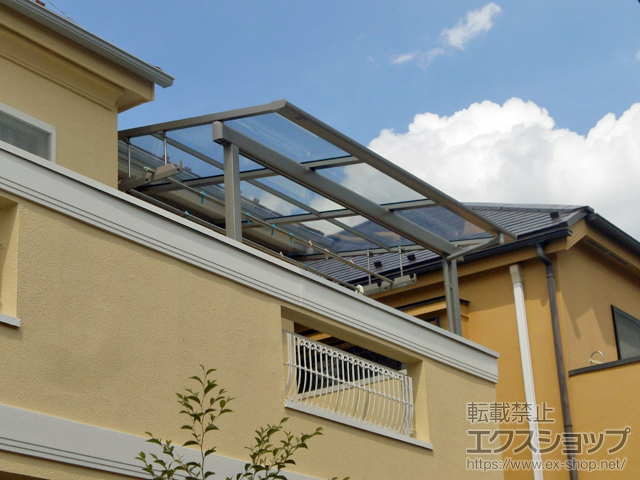 東京都国分寺市ののバルコニー・ベランダ屋根 スピーネ F型 屋根タイプ 単体 積雪〜20cm対応 施工例