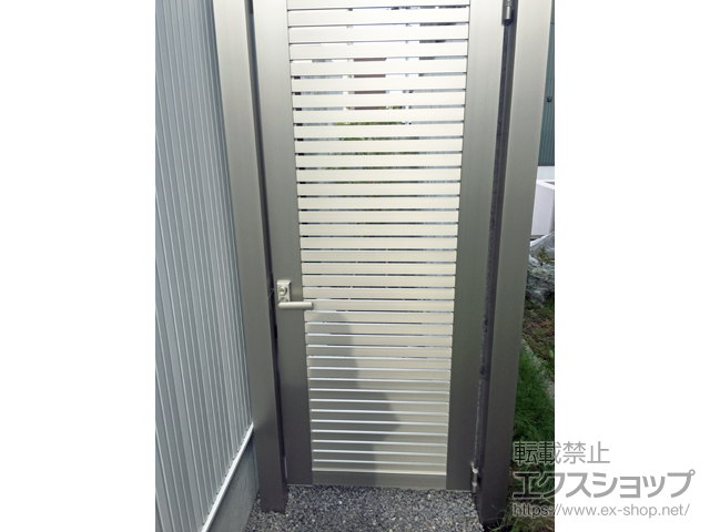 北海道札幌市のの門扉 シンプレオ門扉3型 横太格子 片開き 高尺タイプ 門柱使用 施工例