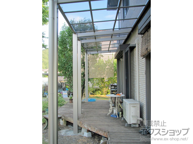 群馬県桐生市ののテラス屋根 フーゴF 独立テラスタイプ 連棟 積雪〜20cm対応 施工例