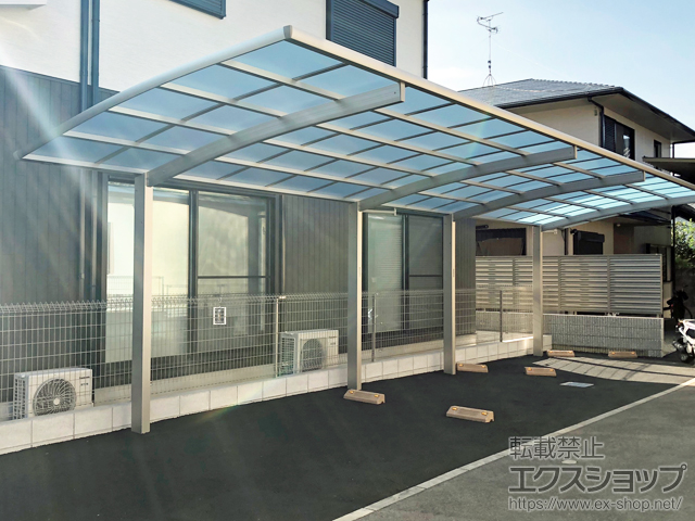 大阪府富田林市ののカーポート レイナポートグラン 縦連棟　積雪〜20cm対応 施工例