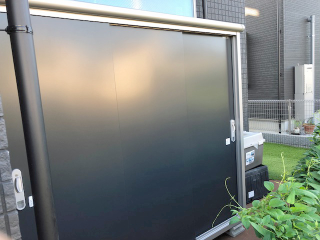 東京都府中市のの物置・屋外倉庫 エスモ 一般型 2100×900×1959 ESE-2109A-SM 施工例