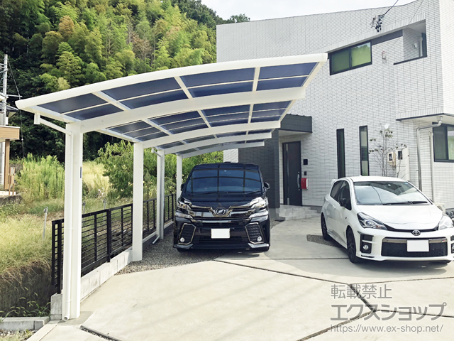 岐阜県美濃加茂市ののカーポート レイナポートグラン 縦連棟　積雪〜20cm対応 施工例