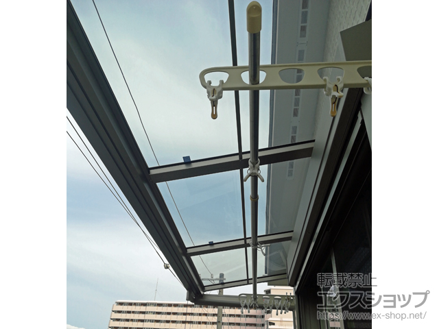 兵庫県神戸市ののバルコニー・ベランダ屋根 スピーネ F型 ルーフタイプ 単体 積雪〜20cm対応 施工例