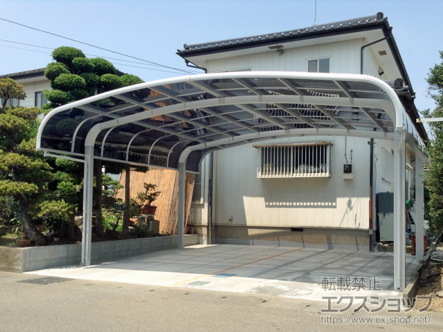 栃木県下野市のLIXIL リクシル（トステム）のカーポート テールポートシグマIII ワイド 積雪〜20cm対応 施工例