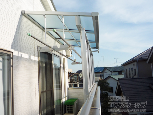 埼玉県ふじみ野市ののバルコニー・ベランダ屋根 スピーネ F型 1500 屋根タイプ 単体 積雪〜50cm対応 施工例