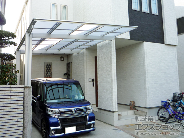 埼玉県ふじみ野市ののカーポート フーゴF (フラットスタイル) 耐雪風圧強化パッケージ 積雪〜30cm対応 施工例