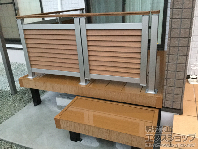 福島県相馬市のYKKAPウッドデッキ施工例(リウッドデッキ 200＋独立式