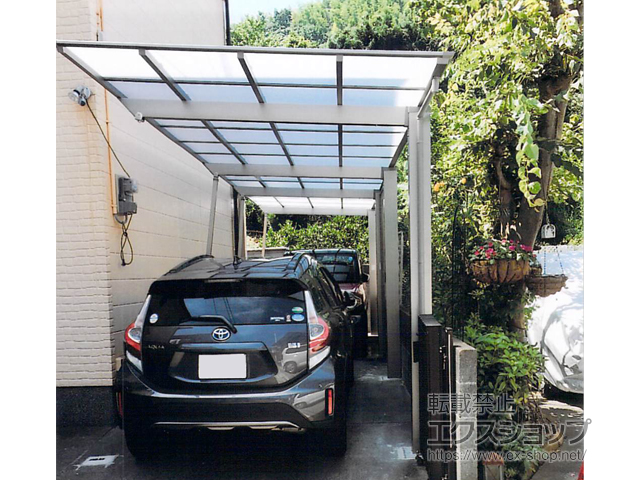 和歌山県海南市ののカーポート ソリッドポート 縦連棟 積雪〜20cm対応 施工例
