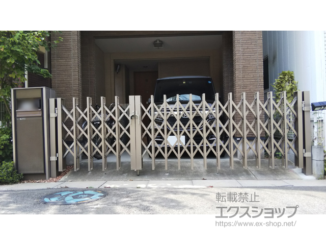 埼玉県さいたま市ののカーゲート アルシャインHG ノンキャスター 両開き親子 (130+280)W 施工例