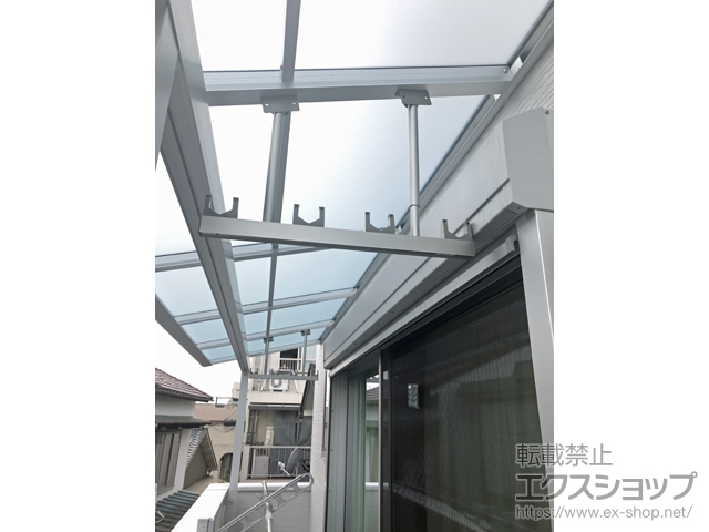 愛知県名古屋市ののバルコニー・ベランダ屋根 ヴェクターテラス F型 屋根タイプ 単体 積雪〜20cm対応 施工例