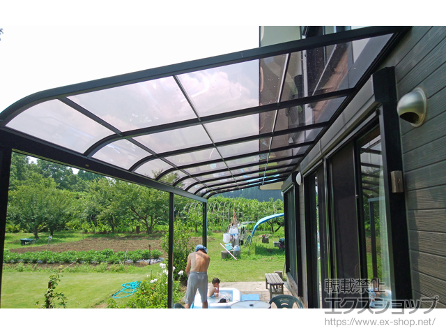 大分県竹田市ののテラス屋根 スピーネ R型 テラスタイプ 連棟 積雪〜20cm対応 施工例