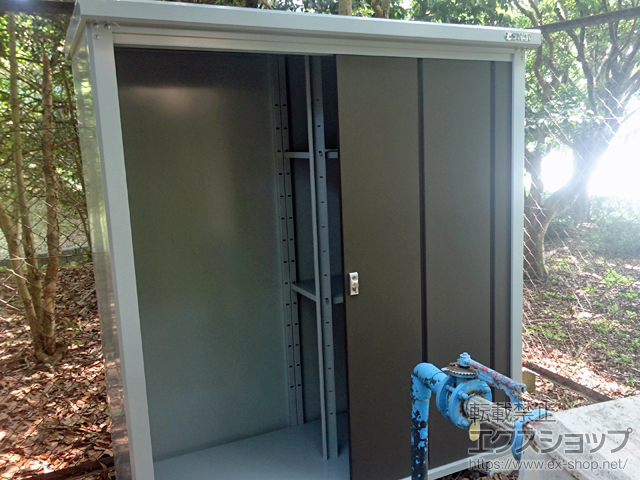 滋賀県草津市のの物置・屋外倉庫 ロータス LS-1607 一般型 1620×700×1800 LS-1607-CB 施工例