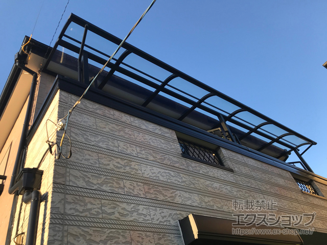 埼玉県蕨市ののバルコニー・ベランダ屋根 スピーネ R型 屋根タイプ 連棟 積雪〜20cm対応 施工例