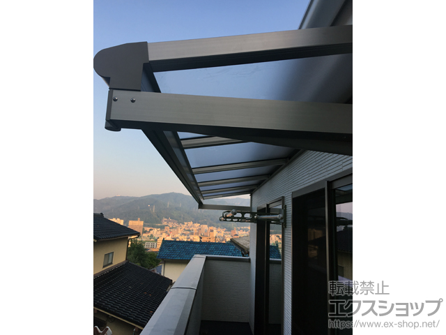 広島県広島市ののバルコニー・ベランダ屋根 ヴェクターテラス F型 ルーフタイプ 単体 積雪〜20cm対応 施工例