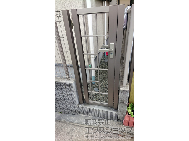 神奈川県横浜市のの門扉 アーキカットBタイプ 片開き 埋込施工用柱使用 施工例