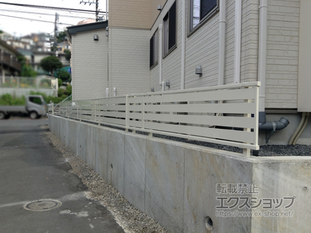 神奈川県横浜市ののフェンス・柵 シンプレオフェンスSY1型 横スリット 自由柱施工 施工例