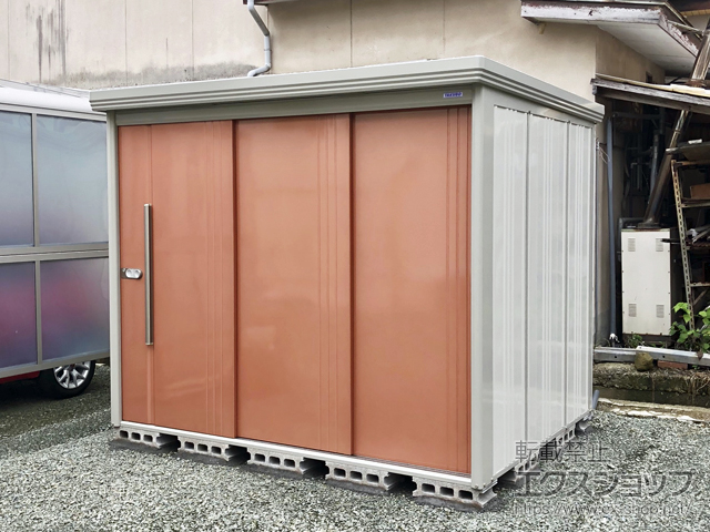 愛媛県喜多郡内子町のの物置・屋外倉庫 Mr.ストックマンダンディ 一般型 2532×1922×2110 ND-2519-T 施工例