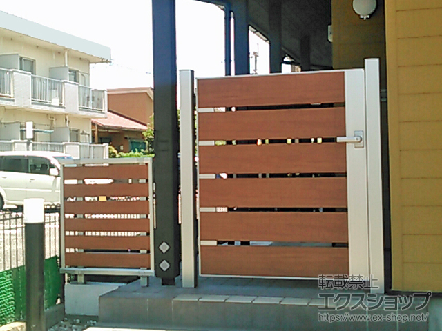 宮崎県宮崎市のの門扉 ルシアス門扉BW01型 横スリット 片開き 複合カラー 門柱使用 施工例