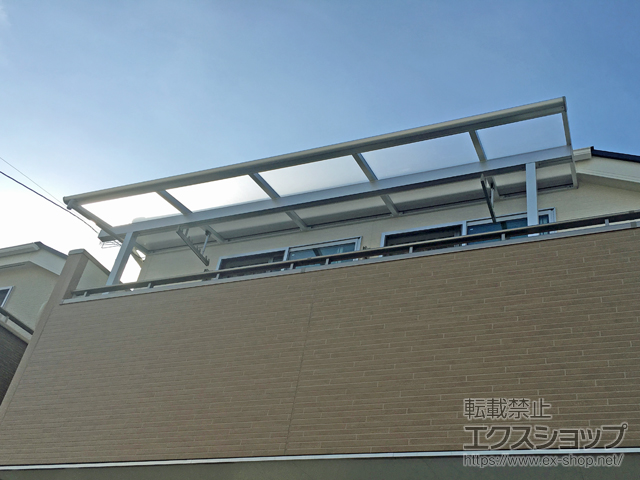東京都足立区ののバルコニー・ベランダ屋根 ヴェクターテラス F型 屋根タイプ 単体 積雪〜20cm対応 施工例