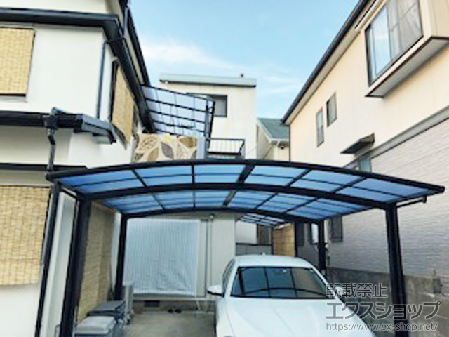 大阪府枚方市ののカーポート ネスカR (ラウンドスタイル) ワイド 積雪〜20cm対応 施工例