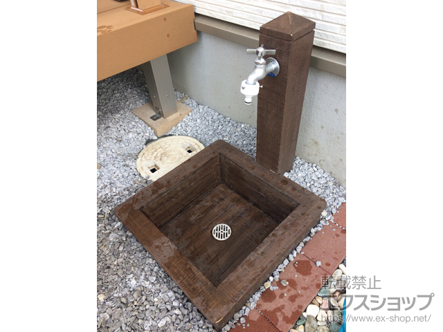 埼玉県坂戸市のの立水栓・ガーデンシンク 立水栓ユニット モ・エット 施工例