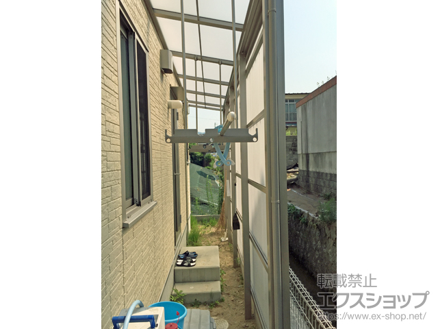 山口県光市ののテラス屋根 スピーネ F型 テラスタイプ 単体 積雪〜20cm対応 施工例