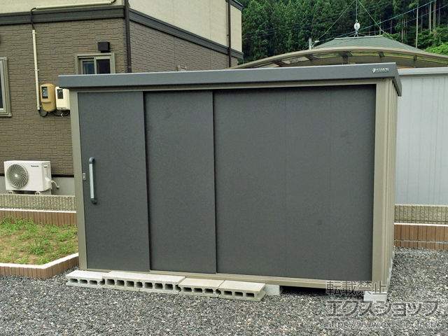福島県石川郡古殿町のの物置・屋外倉庫 エスケーエイト SK8-180 一般型 3000×2000×1940 SK8-180-GK 施工例