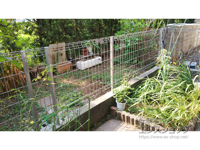 神奈川県横浜市ののフェンス・柵 ハイグリッドフェンスUF8型 フリーポールタイプ[正面・右側] 施工例