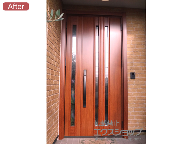 神奈川県横浜市のLIXIL リクシル（トステム）の玄関ドア リシェント玄関ドア3 K4仕様 親子仕様(ランマ無)R G15型 ※カザスプラス仕様 施工例