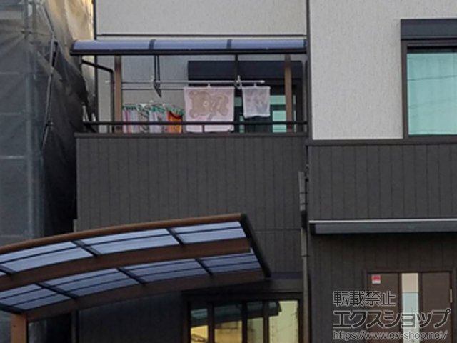大阪府堺市ののバルコニー・ベランダ屋根 プレシオステラス R型 屋根タイプ 単体 積雪〜20cm対応 施工例