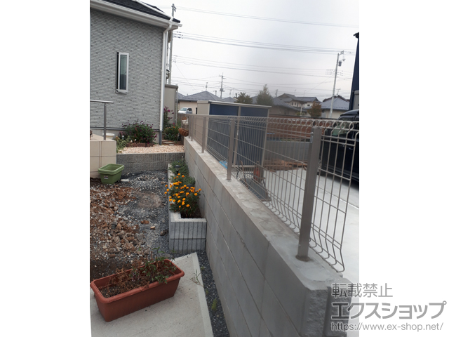 茨城県取手市ののフェンス・柵 ニュー・プロメッシュ1F型 自由支柱タイプ 施工例