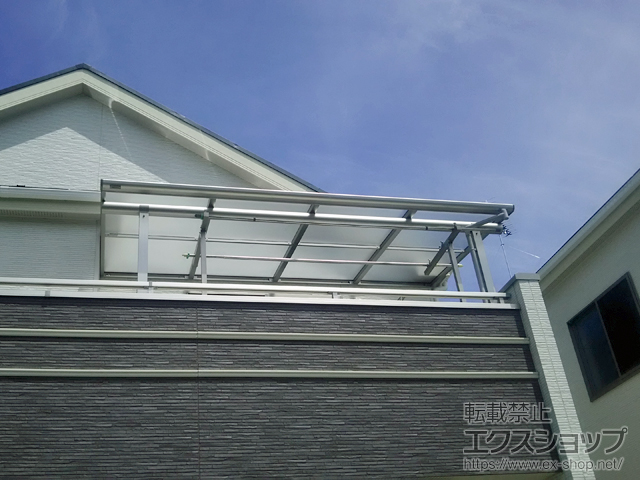神奈川県横浜市ののバルコニー・ベランダ屋根 プレシオステラス F型 屋根タイプ 単体 積雪〜20cm対応 施工例