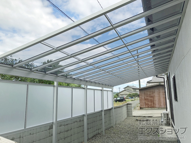 広島県福山市ののテラス屋根 スピーネ F型 テラスタイプ 連棟 積雪〜20cm対応 施工例