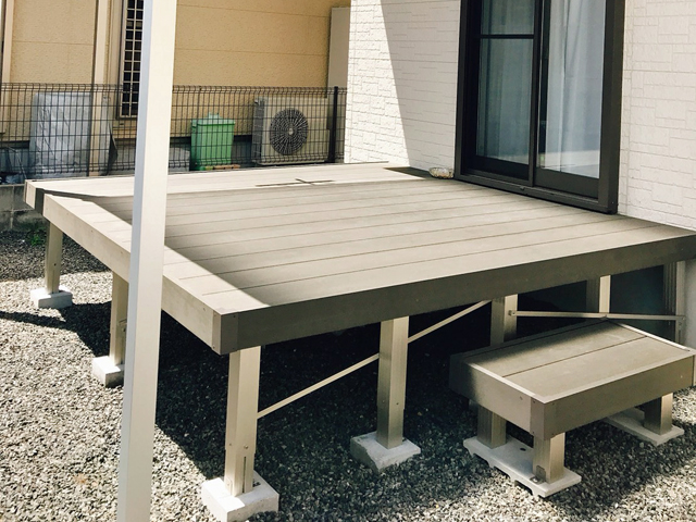 京都府亀岡市ののウッドデッキ リウッドデッキ 200 施工例