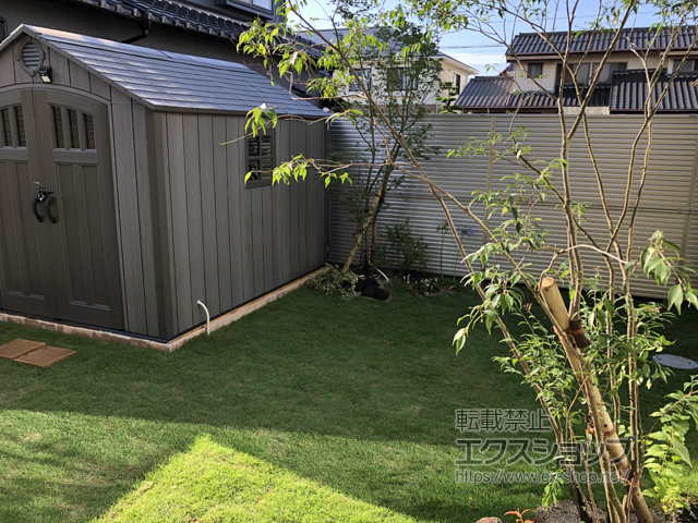 福岡県福岡市ののフェンス・柵 ミエーネフェンス 目隠しルーバータイプ 2段支柱 自立建て用（パネル2段） 施工例