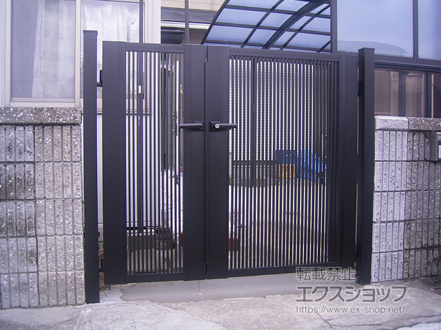 兵庫県小野市のの門扉 エクモアX2型 横たて格子 両開き親子 施工例