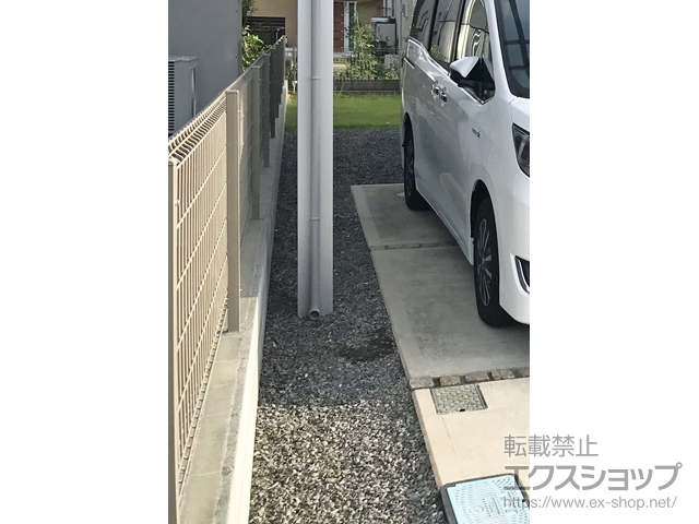 茨城県つくばみらい市ののフェンス・柵 ハイグリッドフェンスUF8型 フリーポールタイプ 施工例