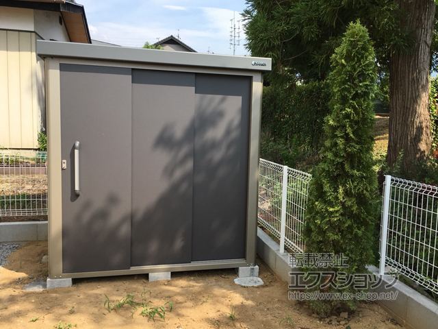 長野県須坂市のの物置・屋外倉庫 エスケーエイト SK8-70 一般型 1800×1200×1940 SK8-70-GK 施工例