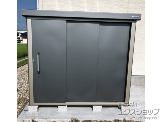 石川県津幡町のの物置・屋外倉庫 エスケーエイト SK8-100 一般型 2200×1600×1940 SK8-100-GK 施工例