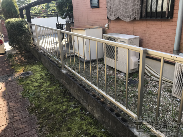 京都府京田辺市ののフェンス・柵 シンプレオフェンスT3型 縦格子11本 自由柱施工 施工例