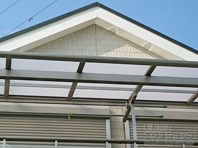 東京都足立区ののバルコニー・ベランダ屋根 スピーネ F型 屋根タイプ 単体 積雪〜20cm対応 施工例