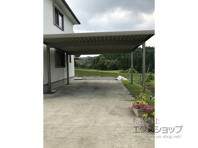 熊本県上益城郡山都町のLIXIL リクシル（トステム）のカーポート テリオスポートIII 1500 2台用 角柱4本仕様 積雪〜50cm対応 施工例
