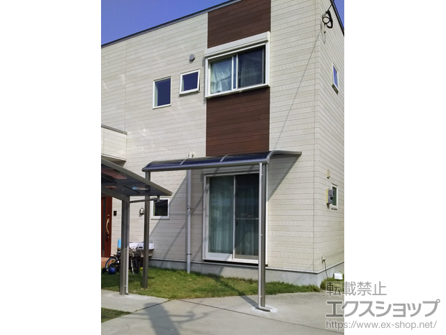 鹿児島県姶良市ののテラス屋根 プレシオステラス R型 テラスタイプ 単体 積雪〜20cm対応 施工例