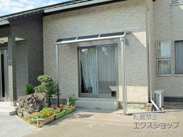 長野県須坂市ののテラス屋根 プレシオステラス R型 テラスタイプ 単体 積雪〜20cm対応 施工例