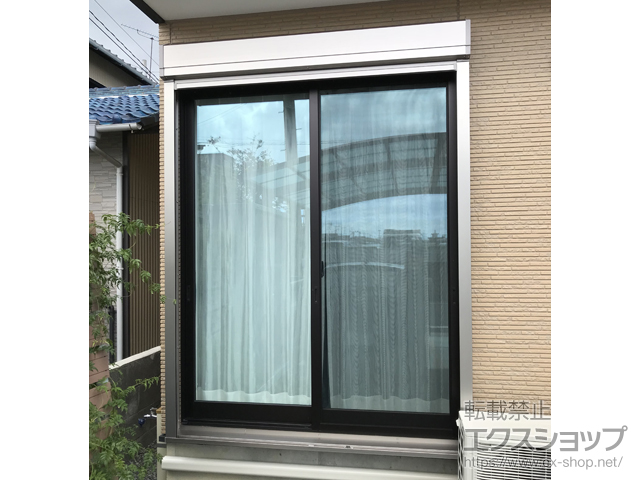 静岡県静岡市のLIXIL リクシル（トステム）の窓シャッター 【特注】リフォームシャッター クワトロ 手動式 施工例